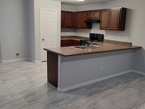 2nd image of 1658 E Palo Verde Dr