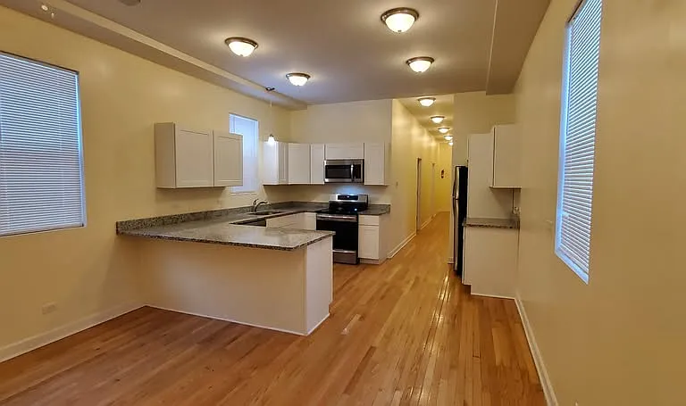 6619 S Drexel Ave — Photo 2