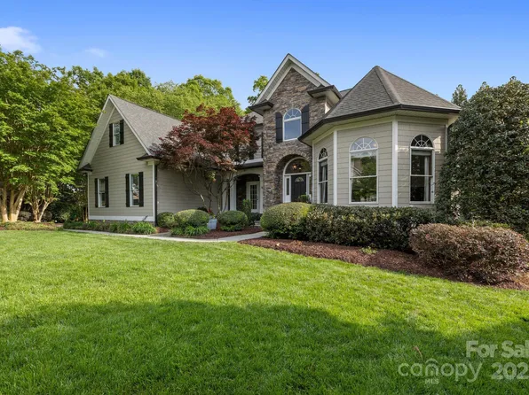 18730 Floyd Ct, Davidson, NC 28036