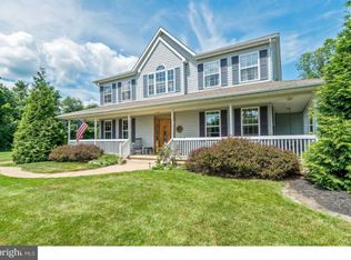 15 The Kings Path, Hopewell, NJ 08525