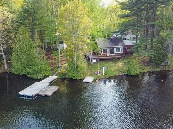 216 Smooth Rock Rd, Georgian Bay, ON L0K 1S0