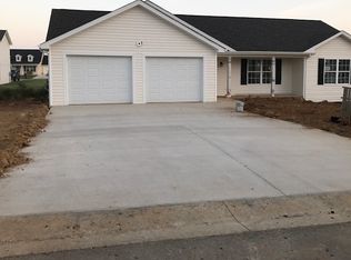 114 Yellow Sorrell Dr, Bluff City, TN 37618