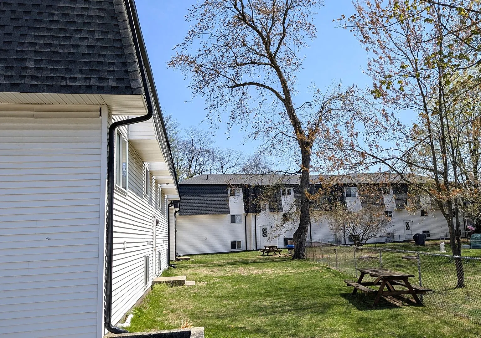 510 McKinstry - Alden Edge — Photo 2