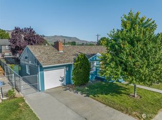1020 Rosewood Ave, Wenatchee, WA 98801