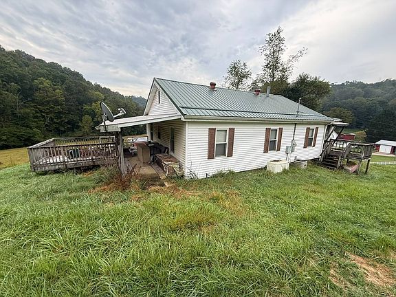 3rd image of 1500 White Oak Rd
