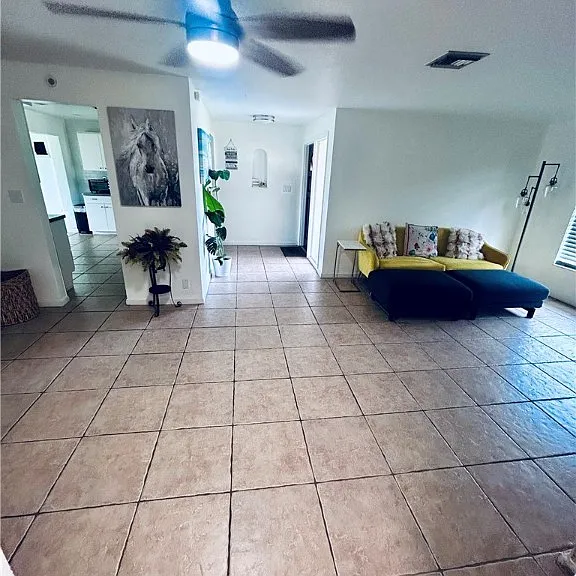 Covington Cir W — Photo 5