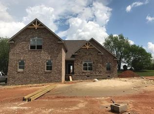 959 Kirkpatrick Ct, Adams, TN 37010