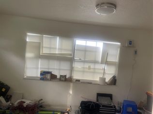 6250 SW 9th St, North Lauderdale, FL 33068