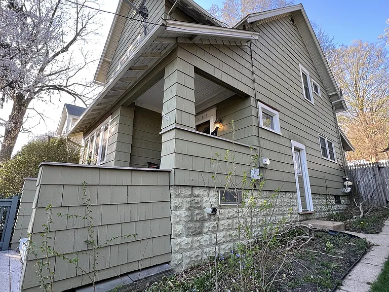 519 School St — Photo 36
