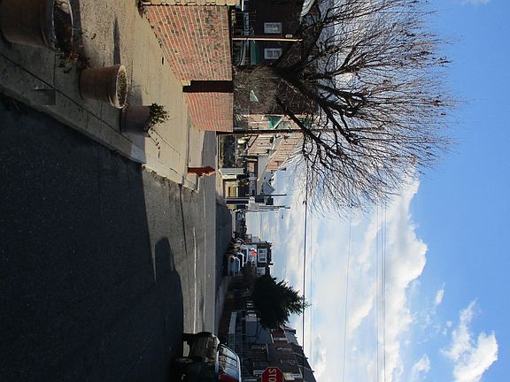 4th image of 4559 Oakmont St
