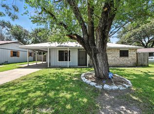 804 Live Oak St, Wilmer, TX 75172
