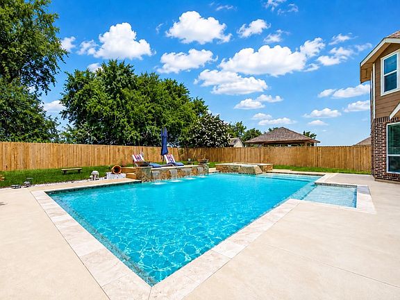 4th image of 3830 Cypress Point Dr