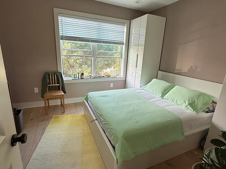 1114 Penn St NE #3 — Photo 8
