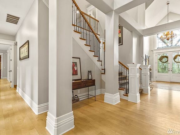 Open, light feeling of the formal rooms enjoy a minimum of 10-foot ceiling height