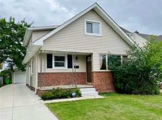 29212 Forest Grove Rd, Willowick, OH 44095