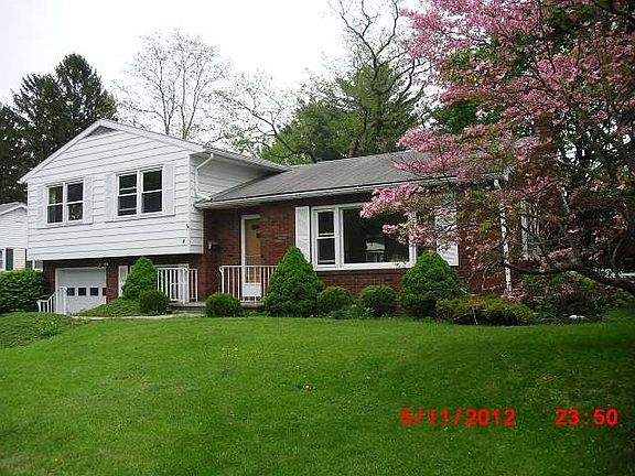 2nd image of 8 Virginia Ave