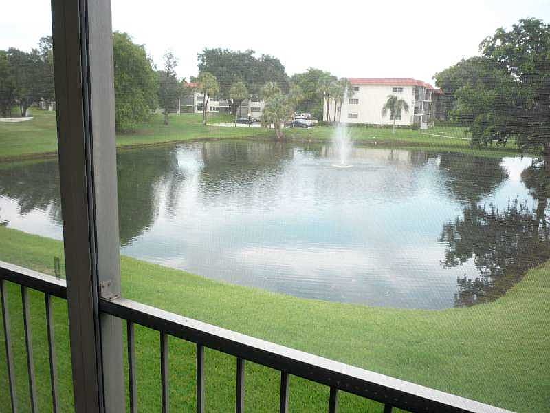 1st image of 800 S Hollybrook Dr APT 203