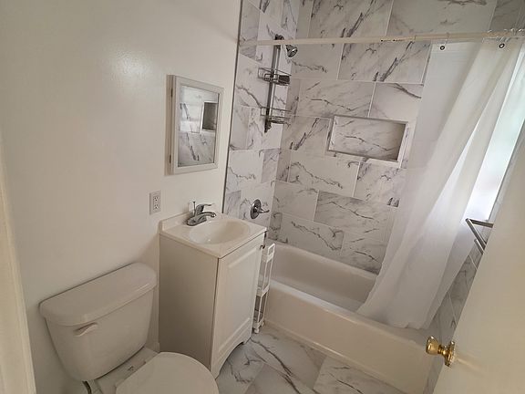 3rd image of 719 34th Ave #3