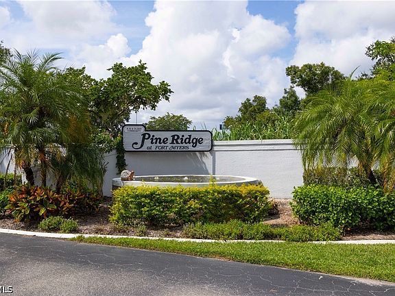 3rd image of 9507 Windsor Club Cir