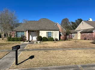 5242 River Meadow Dr, Baton Rouge, LA 70820