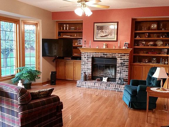 3rd image of 3025 Boulder Dr