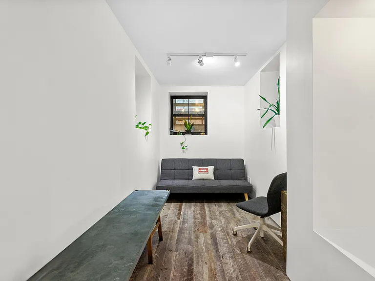 239 Starr St #1A — Photo 33