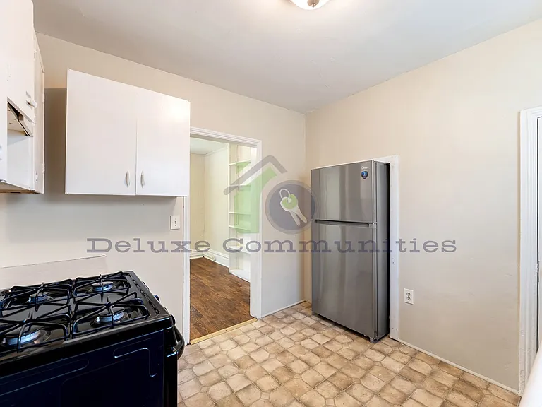 904 Park St SW — Photo 7