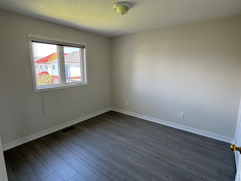 1111 Glenbourne Dr — Photo 19