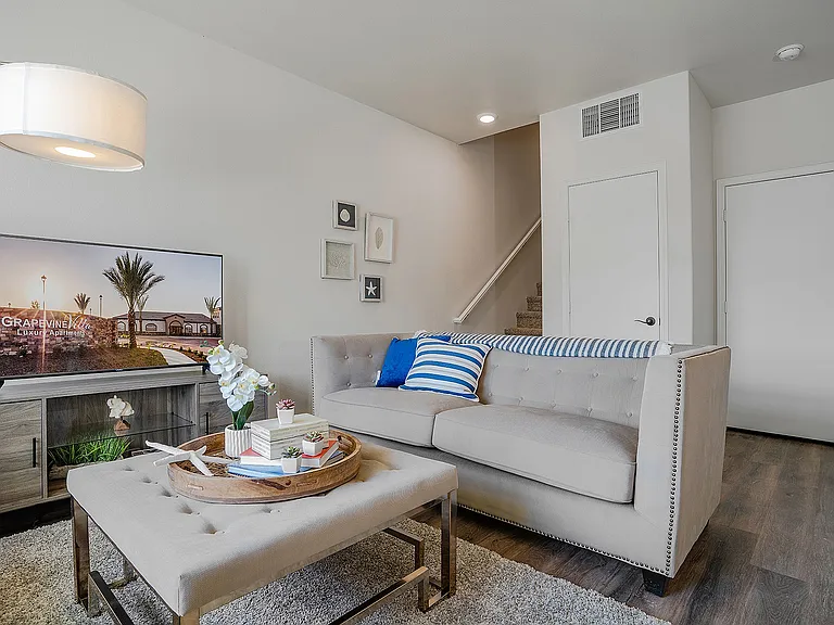 Grapevine Villa — Photo 4