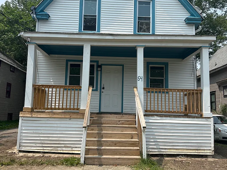54 Humber Ave #1 — Photo 9