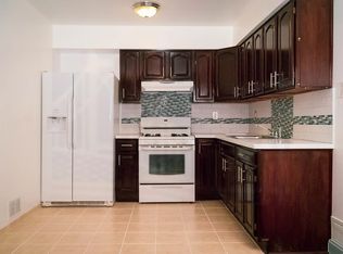 419 Castle Hill Ave, Bronx, NY 10473