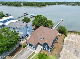 915 Chadwick Shores Drive, Sneads Ferry, NC 28460