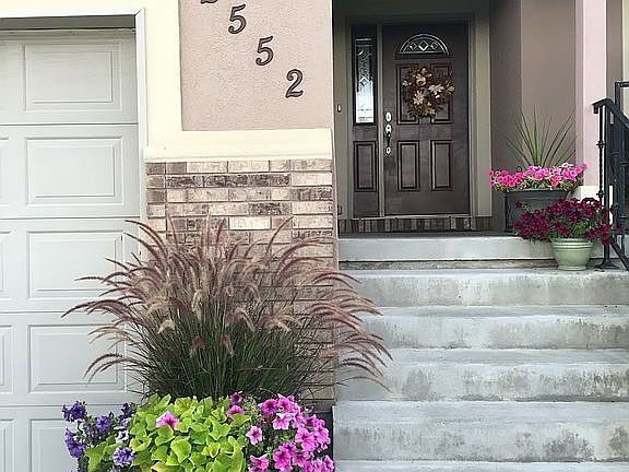 Entry / Front Door