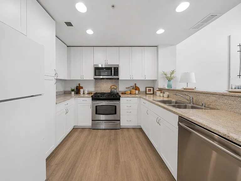 3901 Lick Mill Blvd #459 — Photo 7
