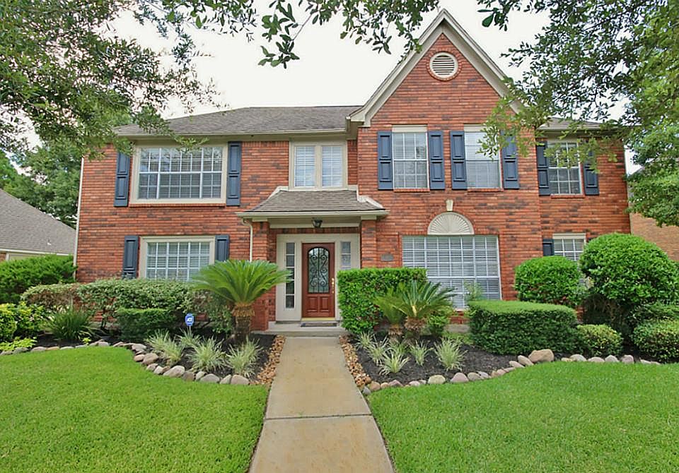 1st image of 15962 Viney Creek Dr