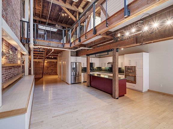 2nd image of 650 Delancey St APT 312