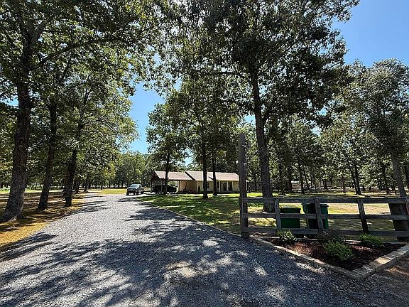 2nd image of 11124 Short Marche Rd