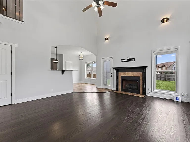 3710 Windhaven Ct — Photo 11