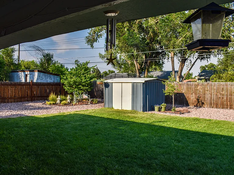 513 Rose Dr — Photo 8
