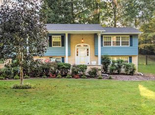 620 Woodland Dr, Clinton, TN 37716