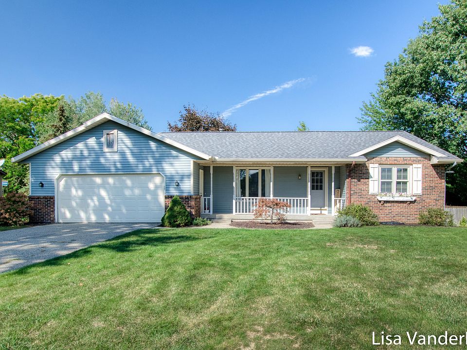 1st image of 2887 Wood Dr