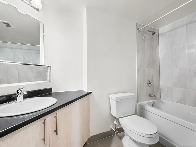 35 Esterbrooke Ave — Photo 15
