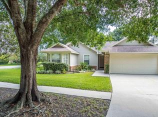 2165 Saint Martins Dr E, Jacksonville, FL 32246