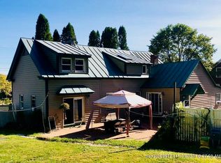 43 Main St, Fairfield, ME 04937