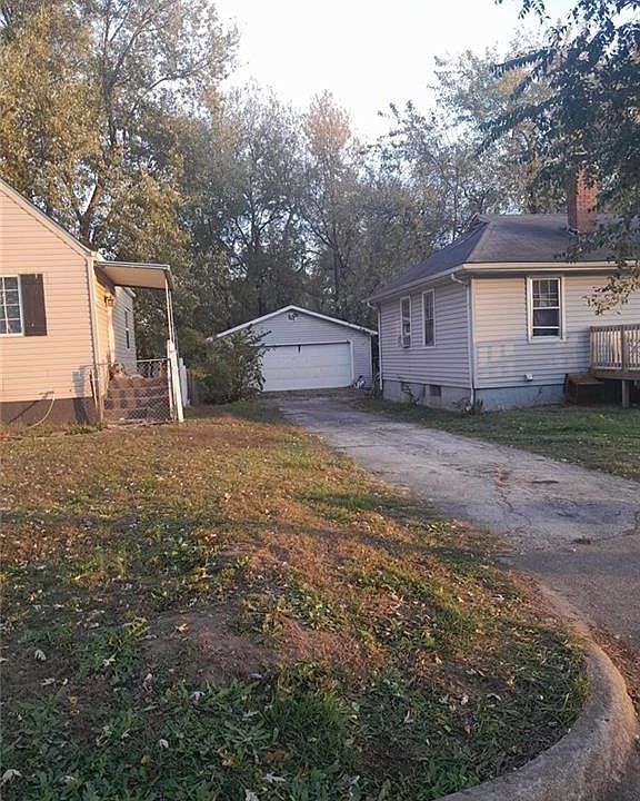 2nd image of 31 Greenwood Dr