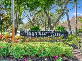 2345 Magnolia Ln #1, Naples, FL 34112