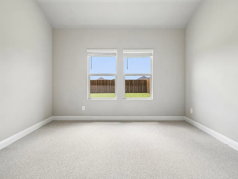 6206 Castamere Dr — Photo 36