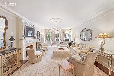 211 Central Park West, #3H