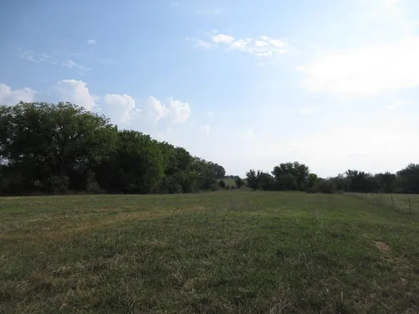 S 4450th Rd, Welch, OK 74369