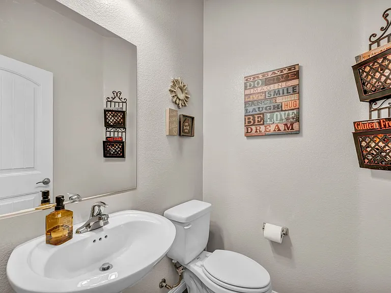 6777 Byron Bay Ct — Photo 41